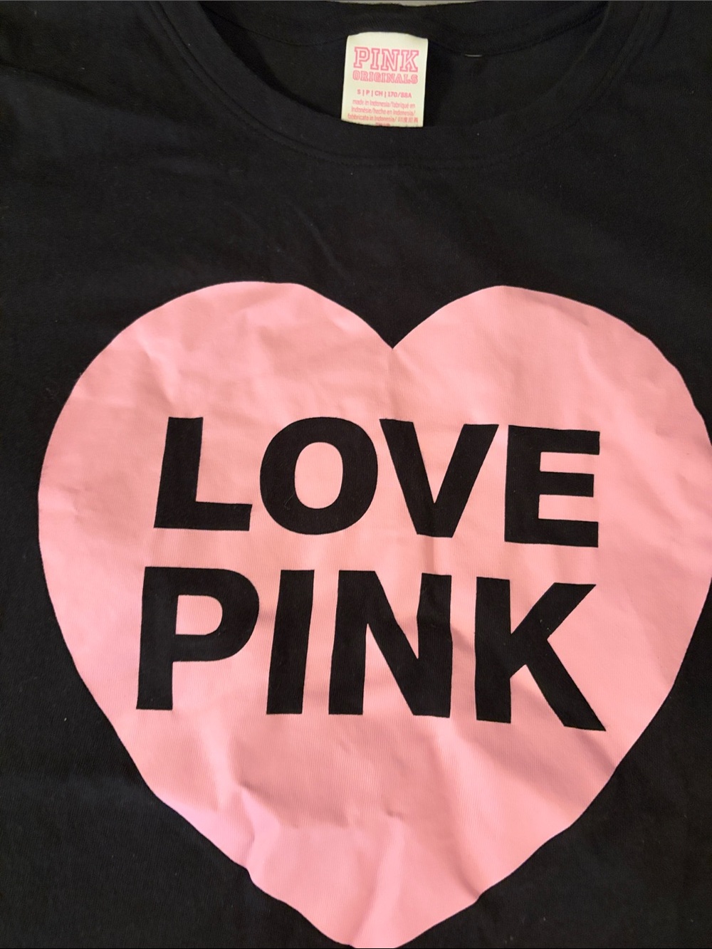 PINK Victoria's Secret Black Tee with Pink Heart LOVE PINK Graphic